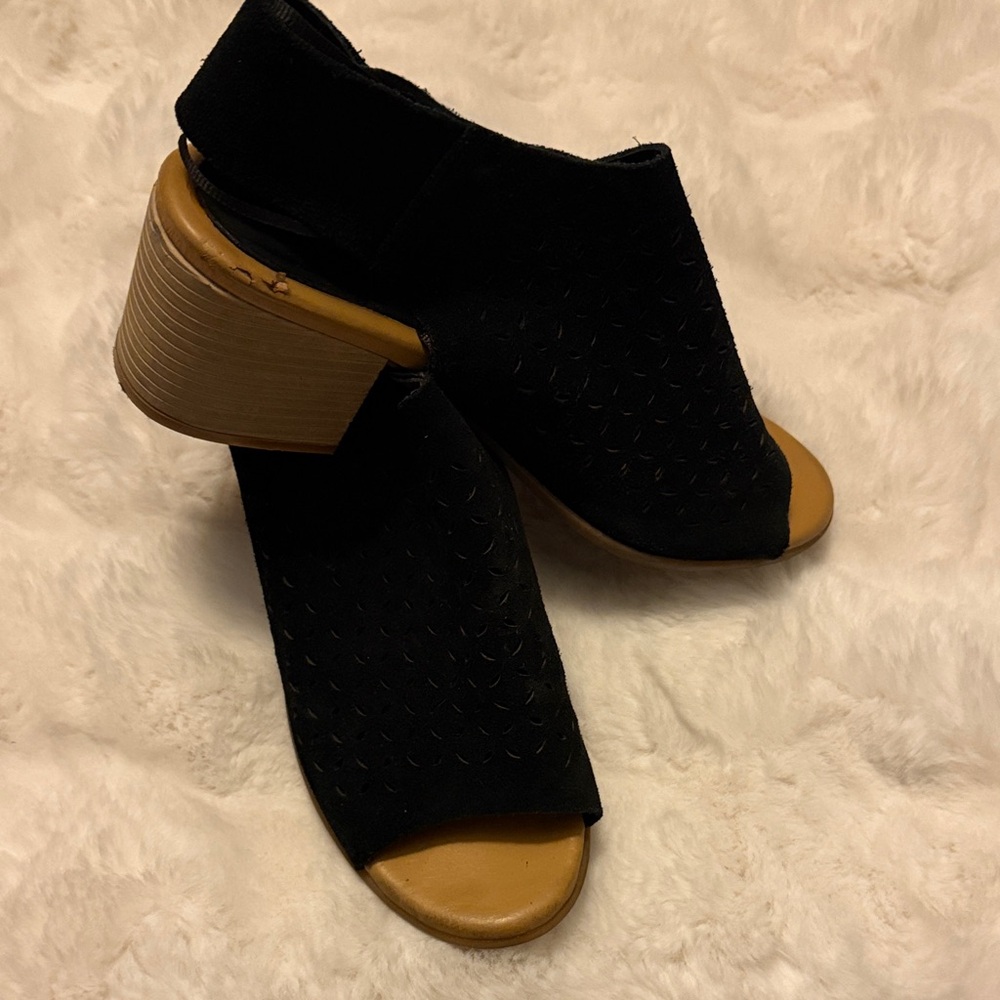 Kork-Ease Suede Black and Tan Block Heels Open toe